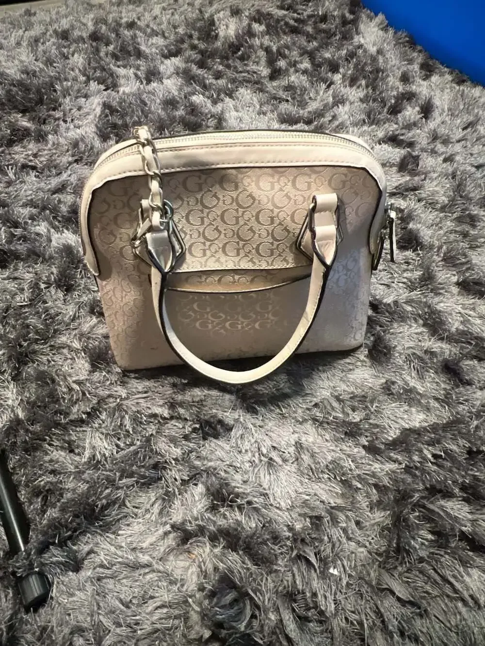 Guess dome satchel